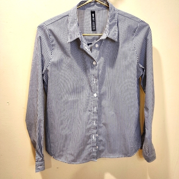 DESIGN LAB Women's Long Sleeves Stripes Non Iron Shirt size S/p - Picture 2 of 6